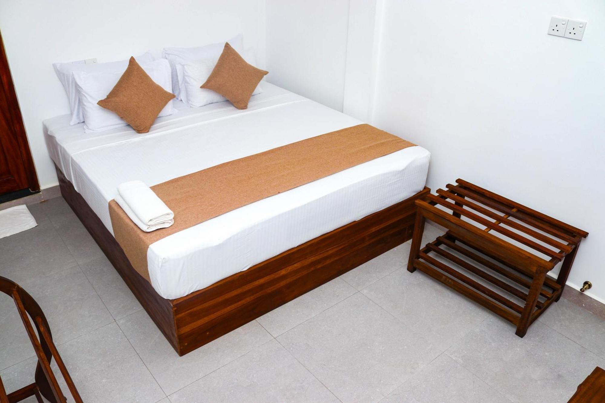 Reecha Resort & Hotel Kilinochchi Exterior photo